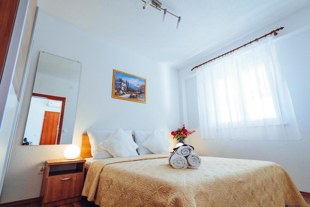 Apartmani Simundic Trogir Exterior foto